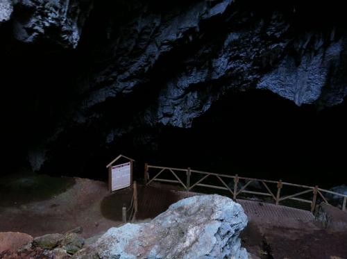 Nimara Cave