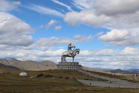 best season to travel to mongolia